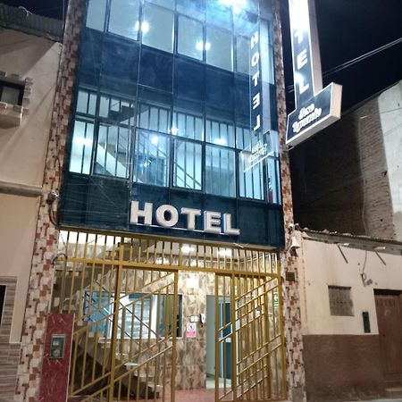 Hotel Jose Ignacio Chepén Esterno foto