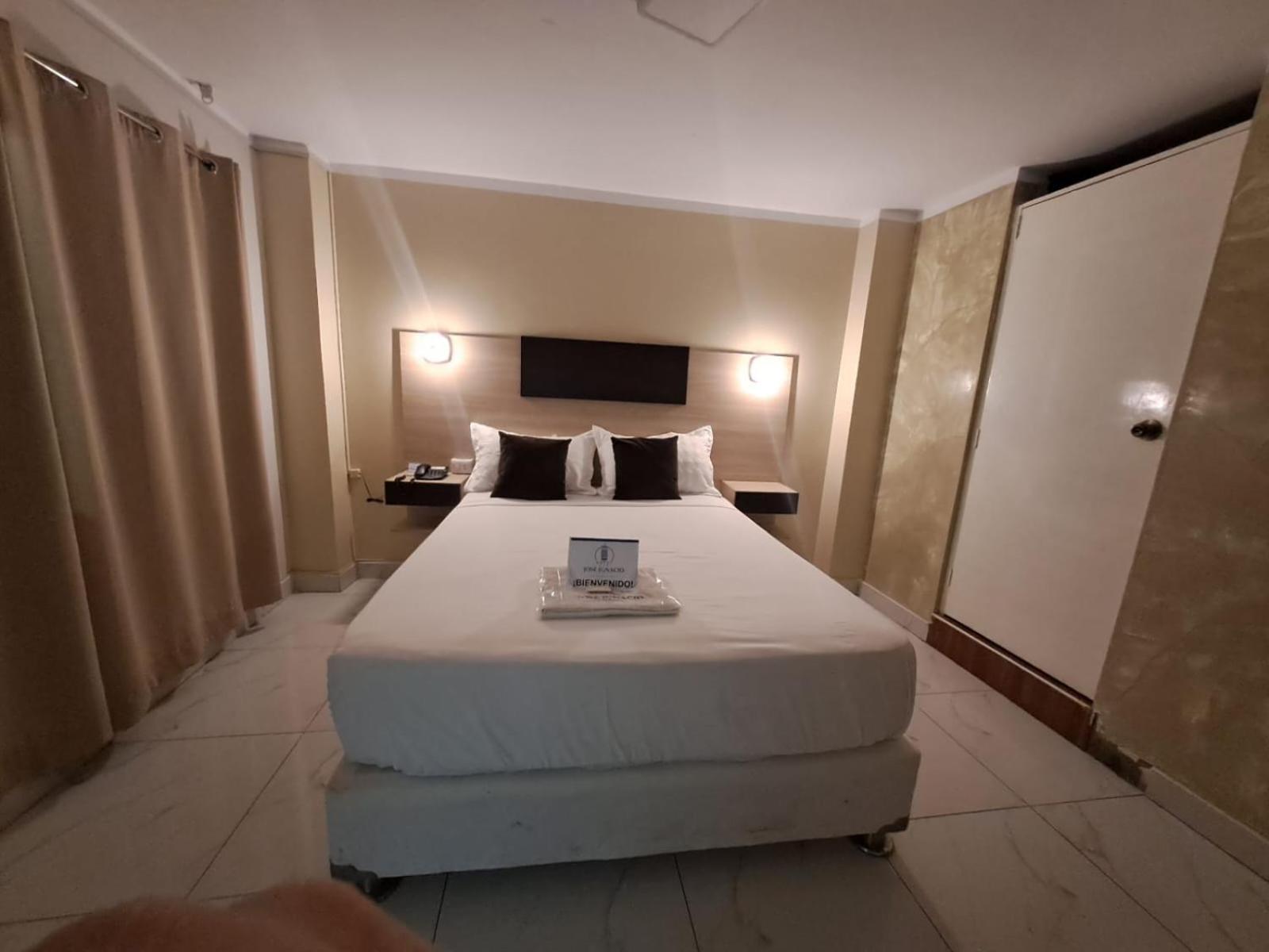 Hotel Jose Ignacio Chepén Esterno foto